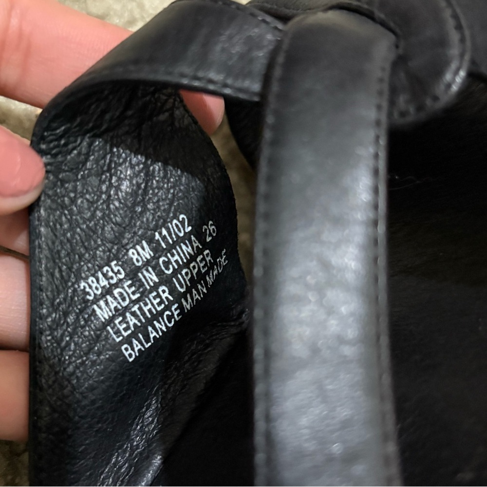 Clarks Black Leather Sandals 8 - Picture 4 of 6